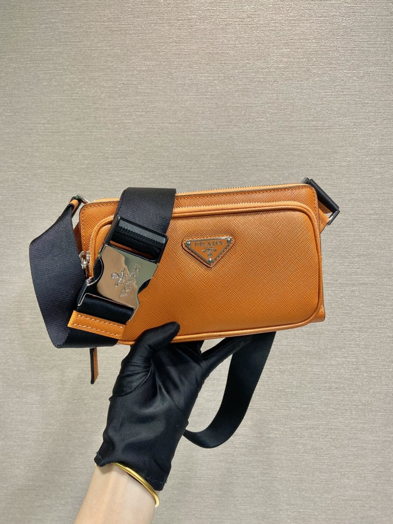 Pra*a waist chest packs